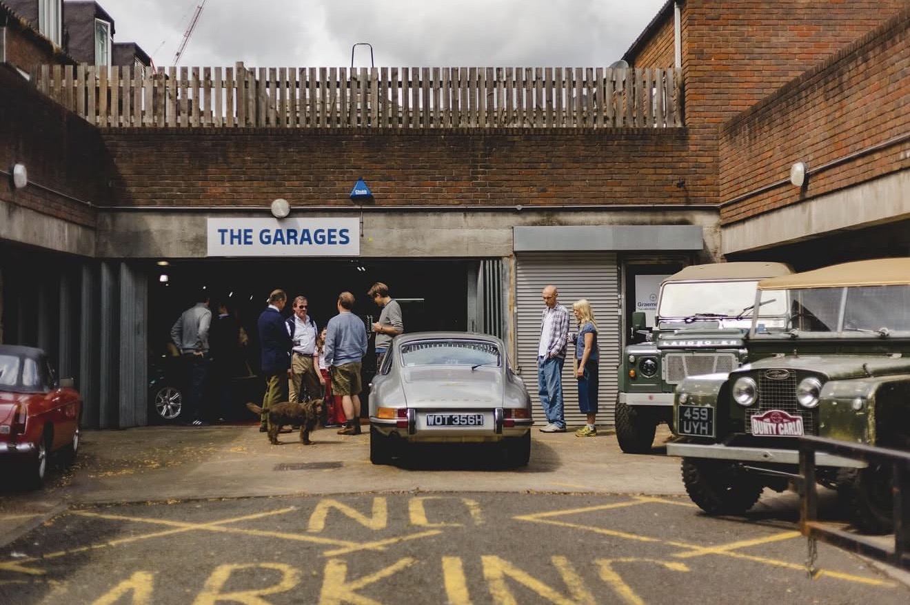 Graeme Hunt garages in Battersea